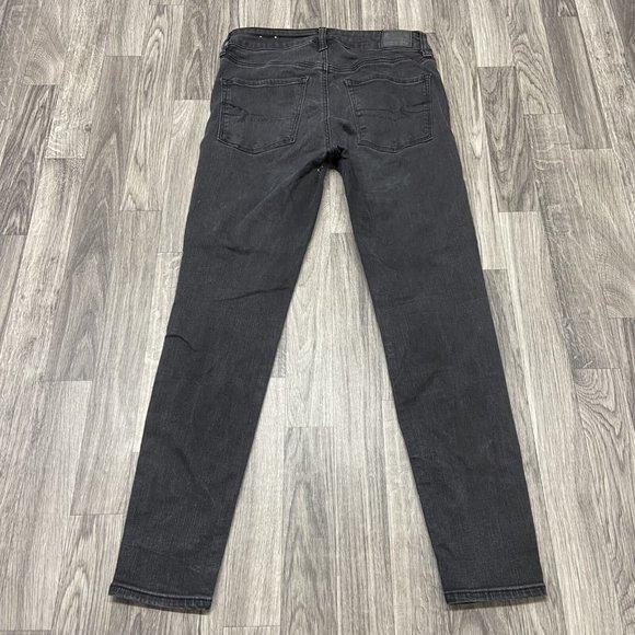 AMERICAN EAGLE Hi-Rise Jegging Skinny Leg Black Denim Jeans Women's Size 6 Short - Picture 3 of 13